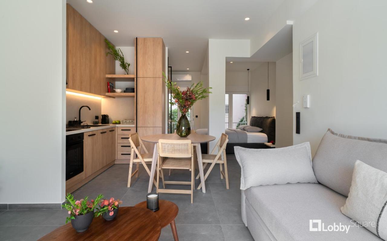 La Mer Apartment By Lobbysquare Пирея Екстериор снимка